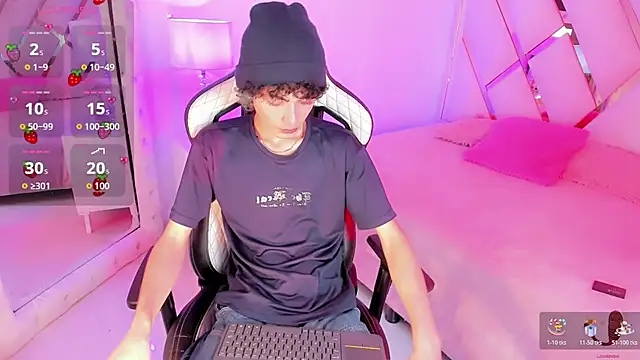 Snapshot of thanier_18 chatting on 02/20/26, 07:16 thanier 18 online show from 02/20/26, 07:16