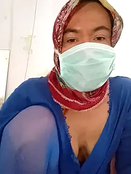 Snapshot of turbanlim07 chatting on 03/04/26, 10:45 turbanlim07 online show from 03/04/26, 10:45