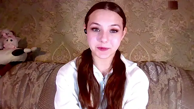 Snapshot of YuniNeko chatting on 02/05/26, 02:57 YuniNeko online show from 02/05/26, 02:57