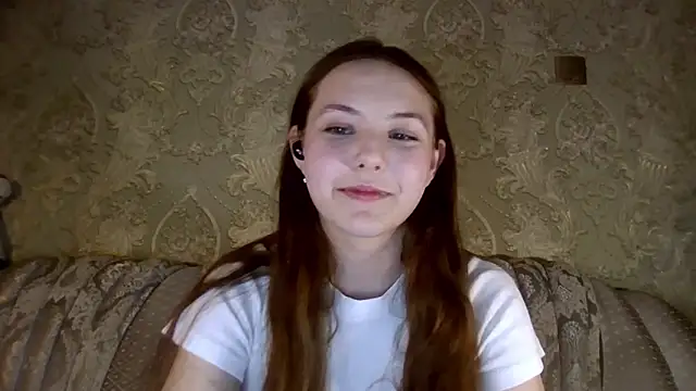 Snapshot of YuniNeko chatting on 02/09/26, 05:00 YuniNeko online show from 02/09/26, 05:00