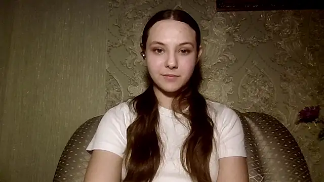 YuniNeko online show from 04/11/26, 05:16