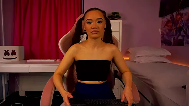 Snapshot of MistyReeds chatting on 02/09/26, 05:27 MistyReeds online show from 02/09/26, 05:27