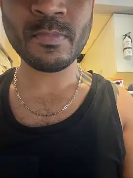 Snapshot of DaggerTie chatting on 02/03/26, 05:29 DaggerTie online show from 02/03/26, 05:29