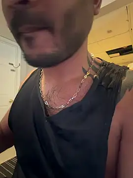 Snapshot of DaggerTie chatting on 02/09/26, 04:49 DaggerTie online show from 02/09/26, 04:49