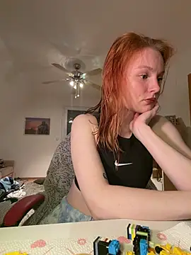 Snapshot of mad_girlygirl chatting on 02/20/26, 05:48 mad girlygirl online show from 02/20/26, 05:48