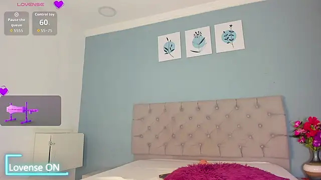 Snapshot of Valentina_Rujano chatting on 02/20/26, 06:48 Valentina Rujano online show from 02/20/26, 06:48