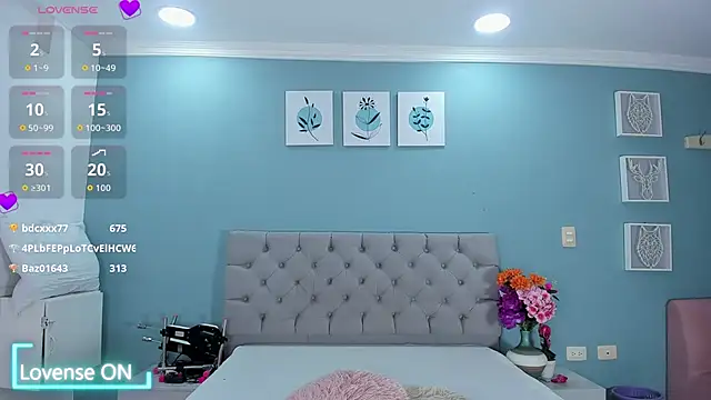 Valentina Rujano online show from 03/31/26, 04:14