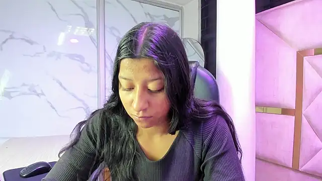 Vaneline2 online show from 04/01/26, 02:36