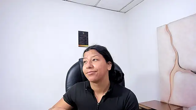 Vaneline2 online show from 03/24/26, 09:59