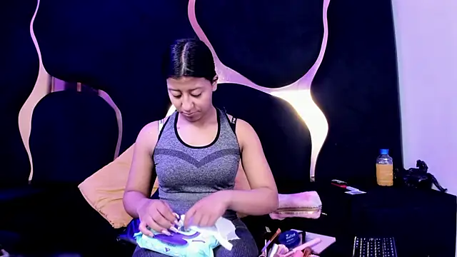 Vaneline2 online show from 06/02/26, 02:28