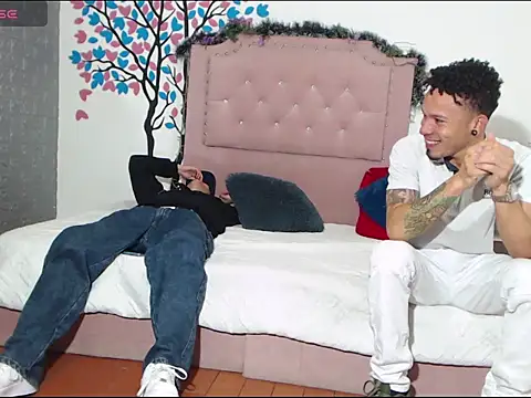 Snapshot of Damian20261 chatting on 02/25/26, 02:39 Damian20261 online show from 02/25/26, 02:39