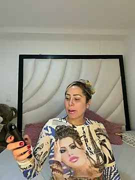 Angelicalove07 online show from 02/25/26, 10:20