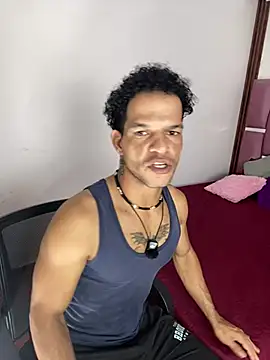 MaxyRyan online show from 03/07/26, 12:21