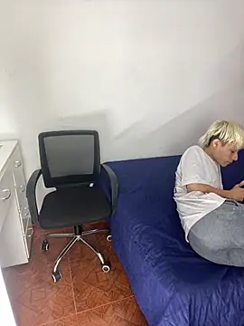 MaxyRyan online show from 03/13/26, 12:10