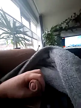 Snapshot of Bashard chatting on 02/12/26, 07:41 Bashard online show from 02/12/26, 07:41