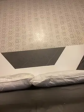 Mia rivers   online show from 07/10/26, 07:03