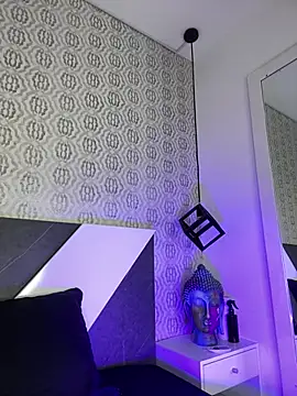 Mia rivers   online show from 03/05/26, 07:21