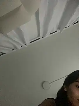 Mia rivers   online show from 06/25/26, 07:52