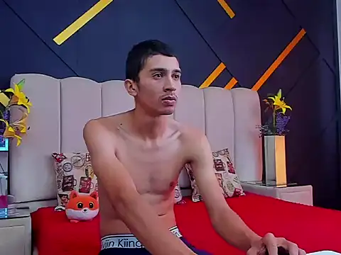 MiaANDrony online show from 02/12/26, 12:49