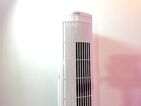 Snapshot of Snover_hot2006 chatting on 03/02/26, 02:23 Snover hot2006 online show from 03/02/26, 02:23