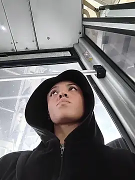 Snapshot of CharlotteKravizz chatting on 02/24/26, 08:53 CharlotteKravizz online show from 02/24/26, 08:53