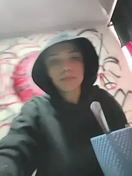 Snapshot of CharlotteKravizz chatting on 02/25/26, 05:46 CharlotteKravizz online show from 02/25/26, 05:46