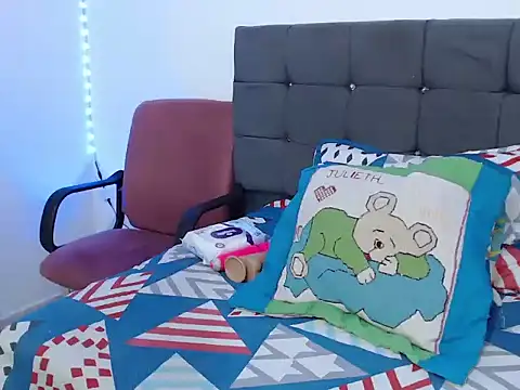 latin riahnna jp online show from 02/11/26, 11:32