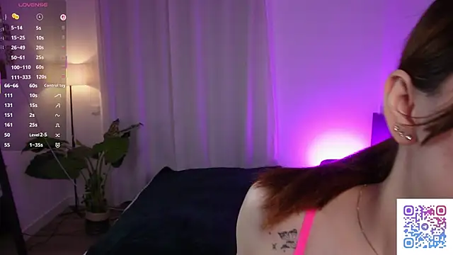 Snapshot of MilaFlame chatting on 02/23/26, 11:33 MilaFlame online show from 02/23/26, 11:33