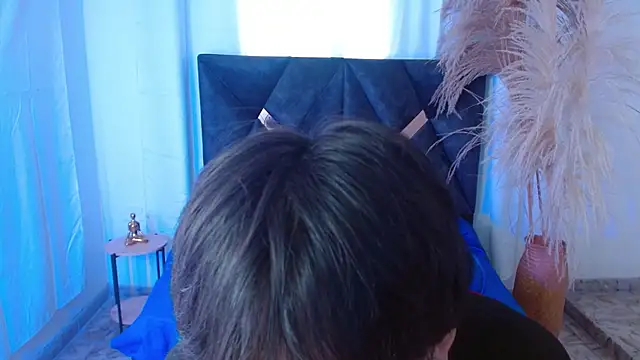 nikoo 18 online show from 03/25/26, 02:16