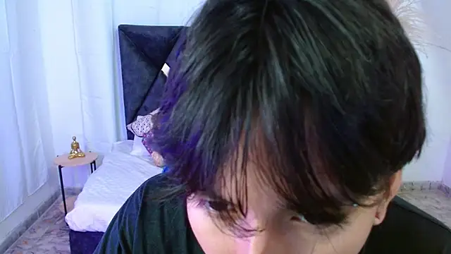 Snapshot of nikoo_18 chatting on 02/16/26, 02:27 nikoo 18 online show from 02/16/26, 02:27