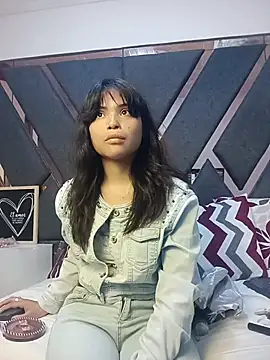 Maggyx online show from 06/01/26, 01:33