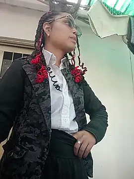 Snapshot of Maggyx chatting on 02/28/26, 01:44 Maggyx online show from 02/28/26, 01:44