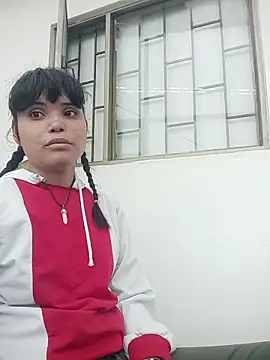 Maggyx online show from 04/15/26, 12:53