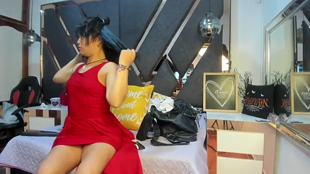 Snapshot of Maggyx chatting on 02/14/26, 01:44 Maggyx online show from 02/14/26, 01:44