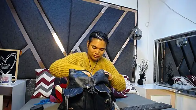 Maggyx online show from 06/02/26, 01:22