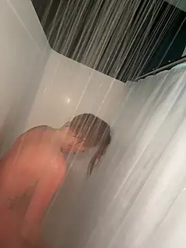 Snapshot of mooviebaby chatting on 03/21/26, 02:10 mooviebaby online show from 03/21/26, 02:10