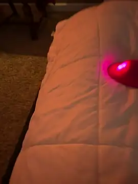 Snapshot of mooviebaby chatting on 02/07/26, 01:30 mooviebaby online show from 02/07/26, 01:30