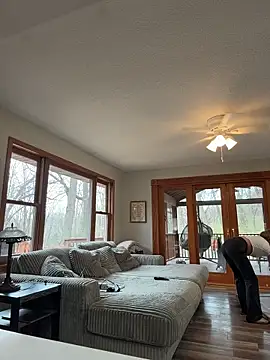 Snapshot of mooviebaby chatting on 04/03/26, 05:52 mooviebaby online show from 04/03/26, 05:52