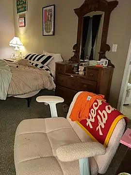 mooviebaby online show from 06/19/26, 06:30