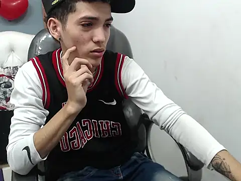 Asher costa online show from 03/04/26, 10:39