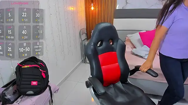 alixablake online show from 04/14/26, 07:08