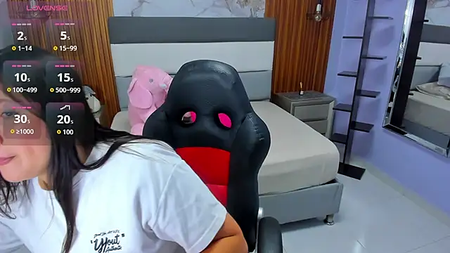 alixablake online show from 04/16/26, 07:03