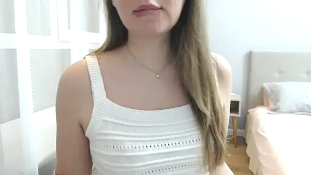 Tasiya online show from 04/15/26, 08:20