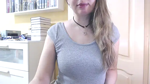 Snapshot of Tasiya chatting on 02/22/26, 07:22 Tasiya online show from 02/22/26, 07:22