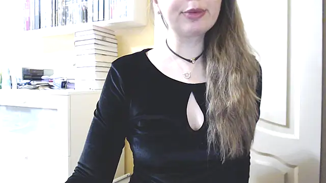 Snapshot of Tasiya chatting on 02/17/26, 12:46 Tasiya online show from 02/17/26, 12:46