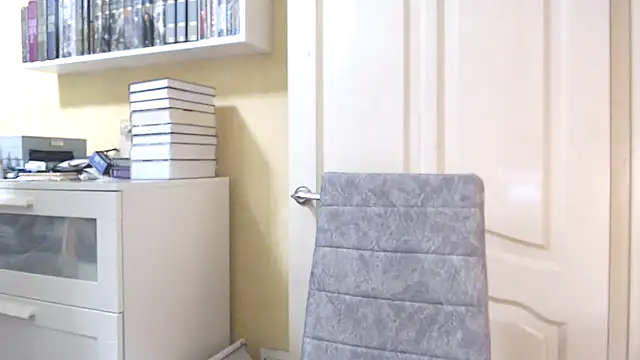 Tasiya online show from 03/04/26, 06:59