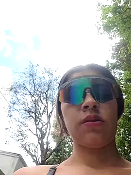  as una77 online show from 04/04/26, 02:23