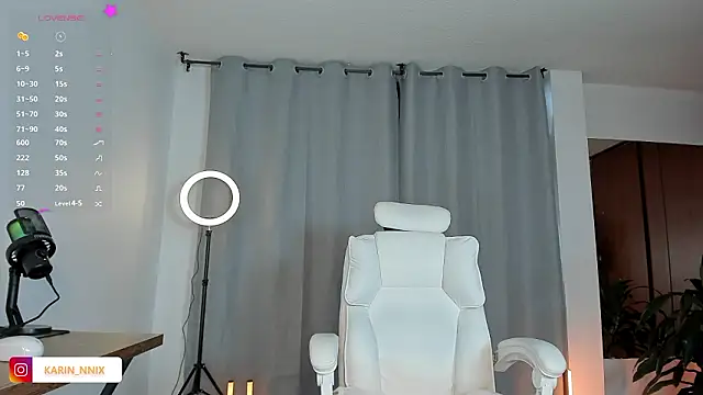 karinnixx online show from 03/13/26, 08:36