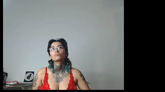 Snapshot of Ivyravens chatting on 02/14/26, 11:16 Ivyravens online show from 02/14/26, 11:16