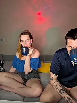 Snapshot of ToxyFoxyy chatting on 02/11/26, 12:27 ToxyFoxyy online show from 02/11/26, 12:27